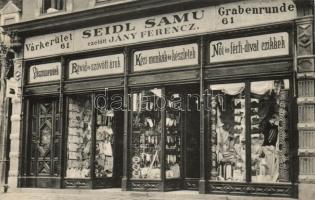 Sopron, Seidl Samu, ezelőtt Jány Ferenc női és férfi divat üzlete. Várkerület 61. (EB)