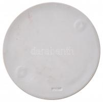 1978. "Barátság" jelzett herendi bisquit porcelán érem. Szign.: HL (104mm) T:2