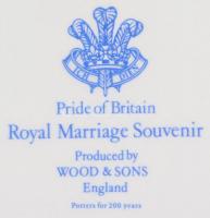 Wood&Sons emlék korsó, " The Royal Marriage 1981" felirattal, matricás, jelzett, hibát...