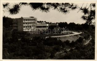 20 db régi történelmi magyarországi városképes képeslap, 3 db nem képeslap hátú, 2 db fotólap, vegye...