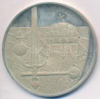 Fülöp Zoltán (1951-) 1978. "Budapest - Parlament / Királyi szent ereklyék" Ag emlékérem sé...