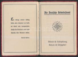 1939 Die deutsche Arbeitsfront Mitgleidsfront, német munkakönyv horogkeresztes fedőlappal, sok bélyeggel