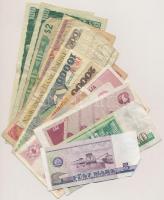 30db-os vegyes külföldi bankjegy tétel, közte Lengyelország, NDK, Románia, Szovjetunió T:vegyes 
30...