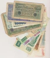 30db-os vegyes külföldbi bankjegy tétel, közte Csehszlovákia, Lengyelország, Olaszország, Románia T:...