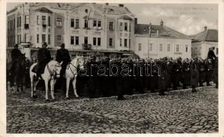 1938 Léva, Levice; bevonulás, vendéglő, gyógyszertár / entry of the Hungarian troops, restaurant, pharmacy &#039;Léva visszatért&#039; So. Stpl. (EK)