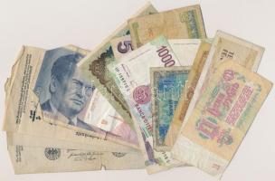 30db-os vegyes külföldi bankjegy tétel, közte Csehszlovákia, Görögország, Olaszország, Románia T:veg...