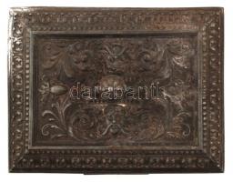 Díszes doboz, spiáter, 20x14x14cm