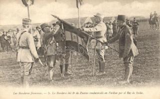 Las Bandera Francesas / WWI military flag of the 30 Zouave decorated in Verdun by the Italian King