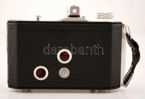 cca 1950 Welta Junior fényképezőgép Meritar 1:3,5 f:=75mm objektívvel, jó állapotban