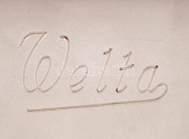 cca 1950 Welta Junior fényképezőgép Meritar 1:3,5 f:=75mm objektívvel, jó állapotban