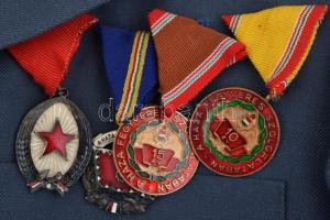 cca 1980 Munkásőr egyenruha, rajta fegyveres erőknek járó kitüntetésekkel, munka érdemrend ezüst fok...