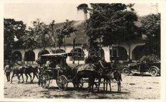 Hortobágy, csárda, automobil, lovasszekér