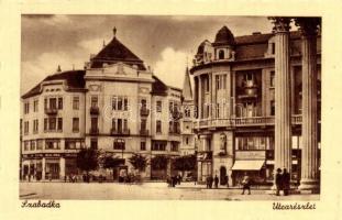 11 db RÉGI európai városképes képeslap, túlnyomórészt a történelmi Magyarország területéről, egy kiv...