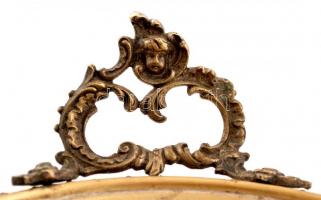 Ezüstözött réz asztali kínáló, díszes d: 22 cm