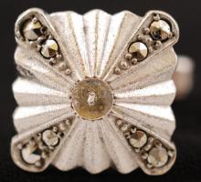 Ezüst(Ag) mandzsetta gomb, markazit kövekkel, egy pár, jelzett, br: 11,7 g