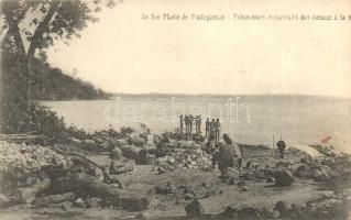 Ile Sainte-Marie, Prisoners collecting corals