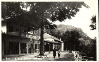 Rév, Vadu Crisului; E.K.E. Turistaszálló, Zichy cseppkőbarlang / tourist hotel, cave