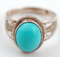 Ezüst(Ag) gyűrű, türkiz kővel, jelzett, méret: 57, br: 3,7 g