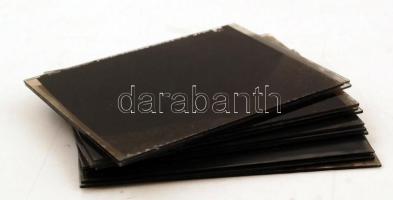 cca 1916 11 db katonai témájú illetve katonák által készített üvegnegatív az olasz frontról. Katonák, tájak. Egy sérült. / cca 1916 Italian war field 11 glass negatíves 12x10 cm