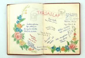 cca 1960-1970 Emlékkönyv az 1960-as évekből sok rajzzal, főleg képregényfigurákról