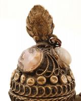 XX. sz. eleje Butháni, kézzel készített, kövekkel díszített, fém kiöntő. / First half of the XXth ce...