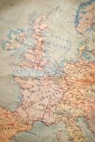 1965 Európa országai, iskolai vászontérkép, kiadja az Állami Földmérési és Térképészeti Hivatal Kart...