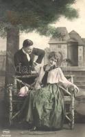 'Húsvéti Üdvözlet' / Easter, couple on a bench, Amag No. 62144/3 (kis szakadás / small tea...