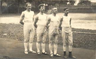 Circus acrobats, group photo