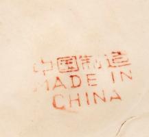 Porcelán kínai nő,kézzel festett, jelzett, apró hibákkal, m:31cm