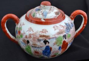 Kínai porcelán teás készlet: kanna, 6 db csésze+alj, kiöntő, 2 db cukortartó, kézzel festettek, egy ...