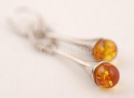 Ezüst(Ag) fülbevaló és gyűrű borostyán díszítéssel, ezüst(Ag) medál gyöngyház berakással, jelzettek,...