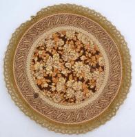 10 db különféle díszes kisméretű terítő, alátét