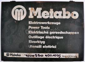 Nagyméretű fém doboz, benne 9 db szarvasaganccsal