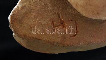 Hires János(1943-2013): Félszemű. Kerámia, sérült, jelzett, m: 26 cm