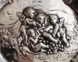 Ezüst angyalos tálka, jelzett, Ag., 43,4gr, d:9cm /Silver bowl with angels, marked, Ag, 43,4gr, d. 9...