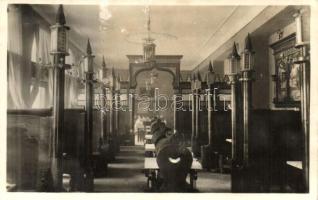 Budapest II. Gül Baba söröző-étterem, belső