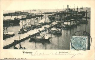 Trieste, Leuchtturm / port, ships, lighthouse