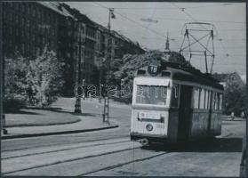 cca 1960 Budapest, Villamos a 18-as járaton, 10x15 cm