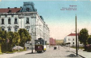 Sopron, Vilmos császár út, villamos (kis szakadás / small tear)