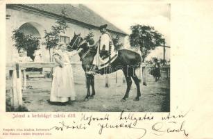 Hortobágy, csárda előtt, folklór; kiadja Pongrácz Géza, Kiss Ferencz eredeti fényképe után (EK)