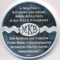 Lebó Ferenc (1960-) 2003. "Budapest a Duna gyöngye / Az MKB köszönti a 125 éves fővárost" Ag emlékérem eredeti dísztokban (31,14g/0.999/42,5mm) T:PP ujjlenyomat