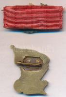 1949. "MHK (Munkára harcra kész)" aranyozott Br jelvény + ~1970. "Szovjet-magyar bará...