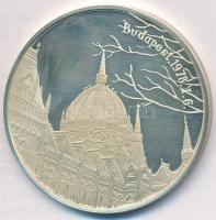 Fülöp Zoltán (1951-) 1978. &quot;Budapest - Parlament / Királyi szent ereklyék&quot; Ag emlékérem tokban tanúsítvánnyal (27g/0.925/42,5mm) T:PP