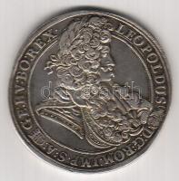 Ausztria/magyar verdejel 1698KB Thaler Ag I.Lipót T:2+