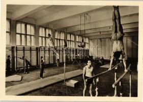 10 db használatlan modern motívum képeslap, sportok, magyar olimpikonokkal, Papp László, Gyarmati Ol...