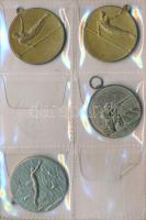 14db-ból álló vegyes fém és bronz sportérem gyűjtemény műbőr albumba rendezve, főleg 1930-as évekből...