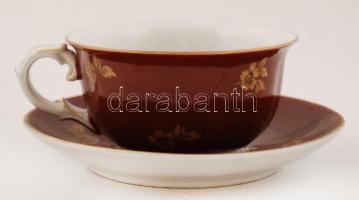 Hollóházi porcelán teás készlet, hiányos: kanna (m: 16 cm), kiöntő (m: 10 cm), 2 db csésze+alj (d: 1...