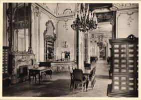 Budapest VIII. Fővárosi Könyvtár, Katalógusterem, belső