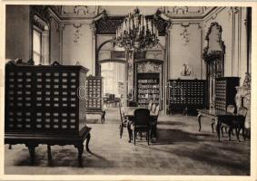 Budapest VIII. Fővárosi Könyvtár, Katalógus-terem, belső