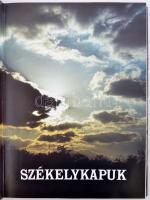 Olasz Ferenc: Székelykapuk. Bp., 1989, Népszava. Kiadói egészvászon-kötésben, kissé sérült borítóval